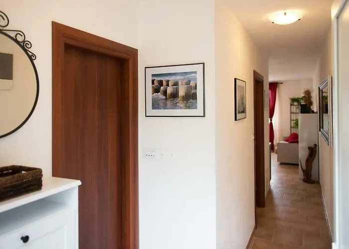 Daire Apartma Seca *