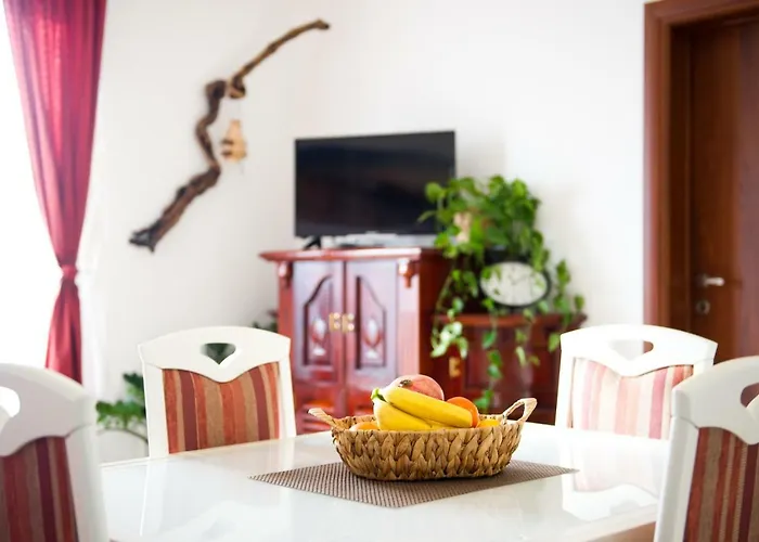 Apartma Seca Διαμέρισμα *